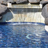 Resort Pool Waterfall - Yarrawonga Lakeside Apartments